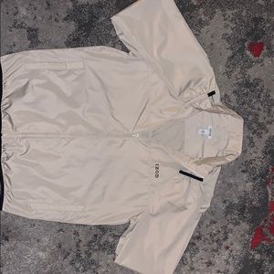 IZOD Golf Men’s Medium Windbreaker